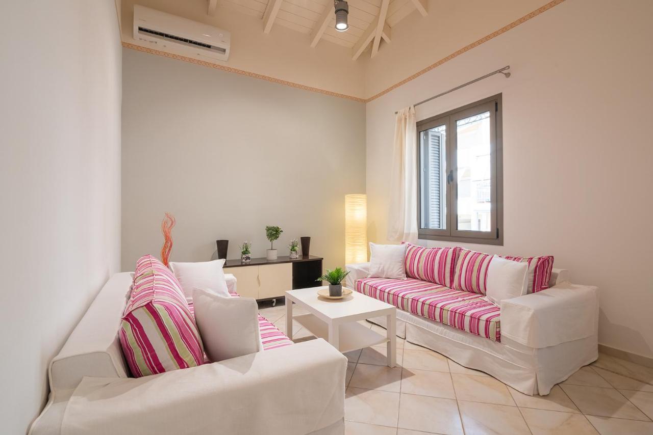 Topalidi'S Home Nea Palatia Exterior photo